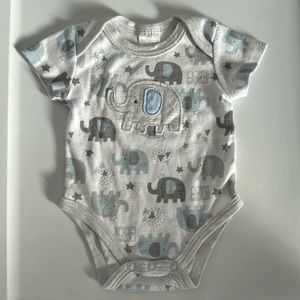 Baby clothes 0-3M